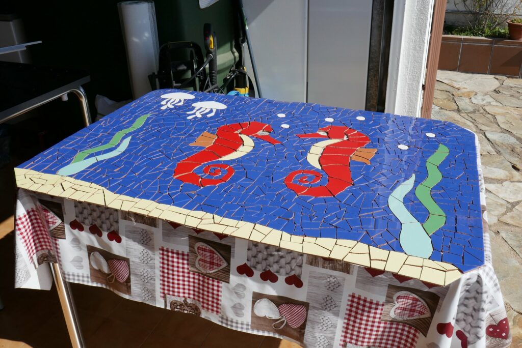 Mesa mosaico jardin manualidades